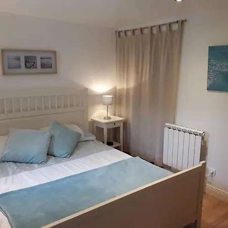 Maison Dans Hameau Calme 度假居 *